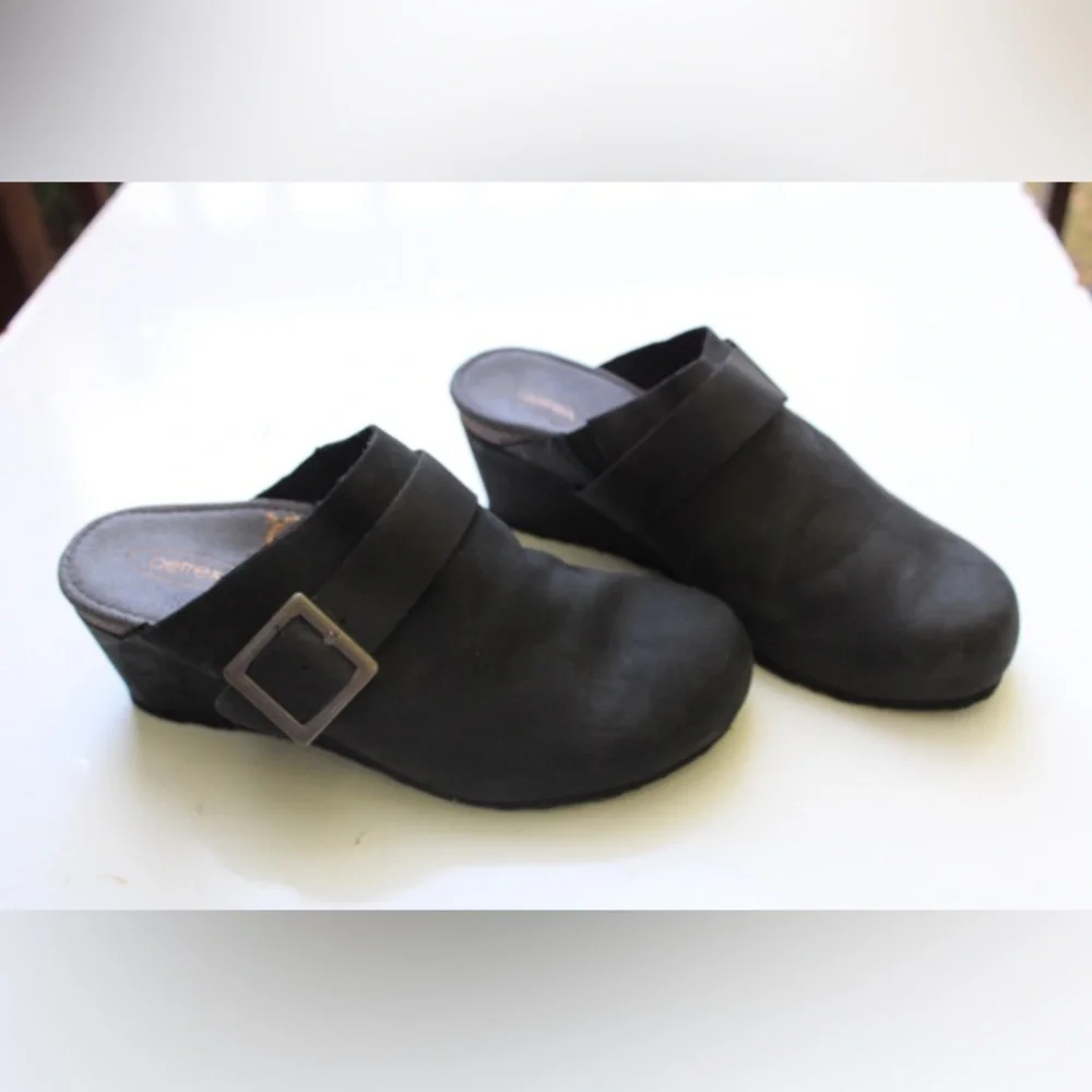 Aetrex amelia mules